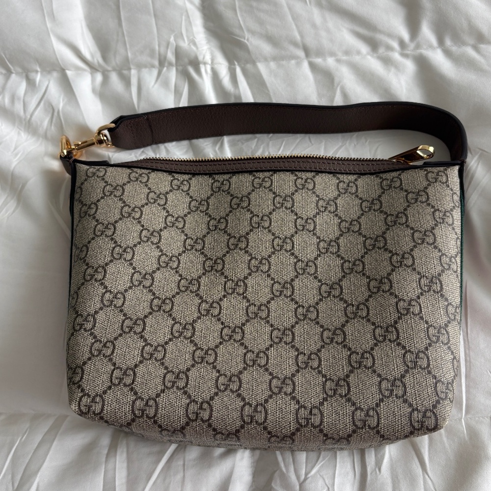 Authentic Gucci shoulder bag